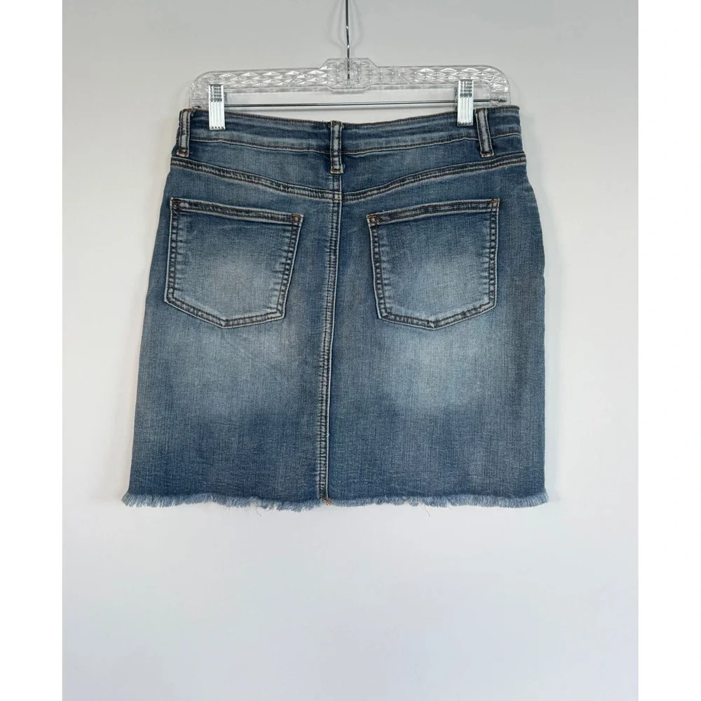 Rocks & Indigo Blue Denim Mini Skirt Icon Patches Size 2/25 Raw Hem Beach Skater